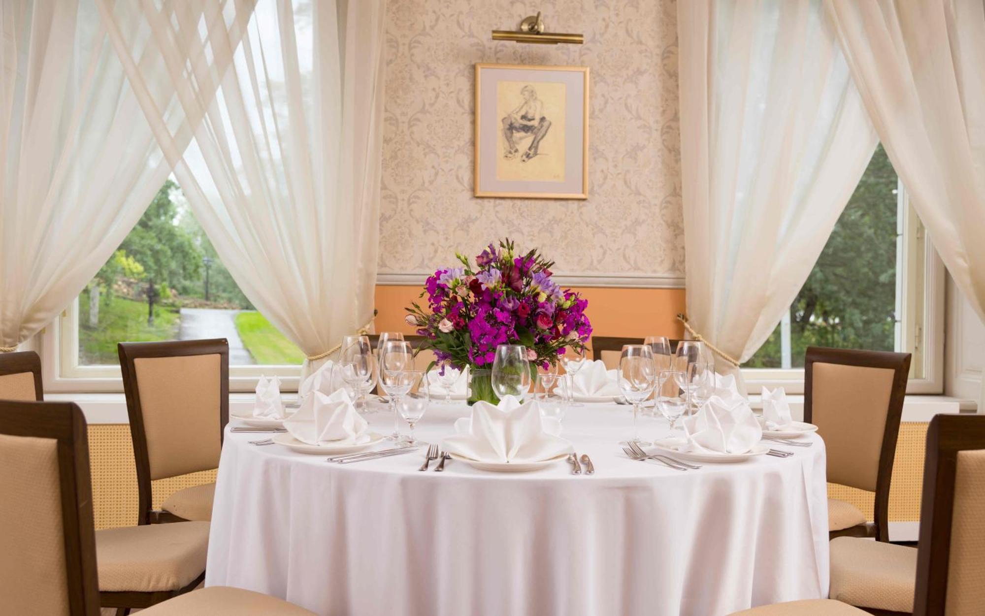 Hotelli Radisson Old Town 4*